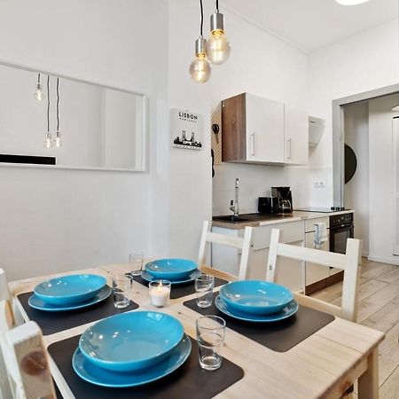 Sweet Central Tiny Apartment For 4 People Берлін Екстер'єр фото